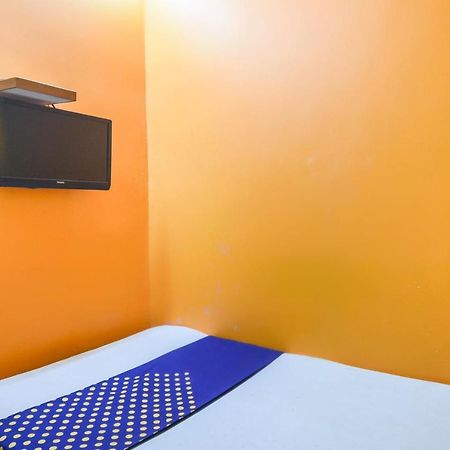Spot On 69078 New Maa Tara Guest House Kolkata Exterior photo