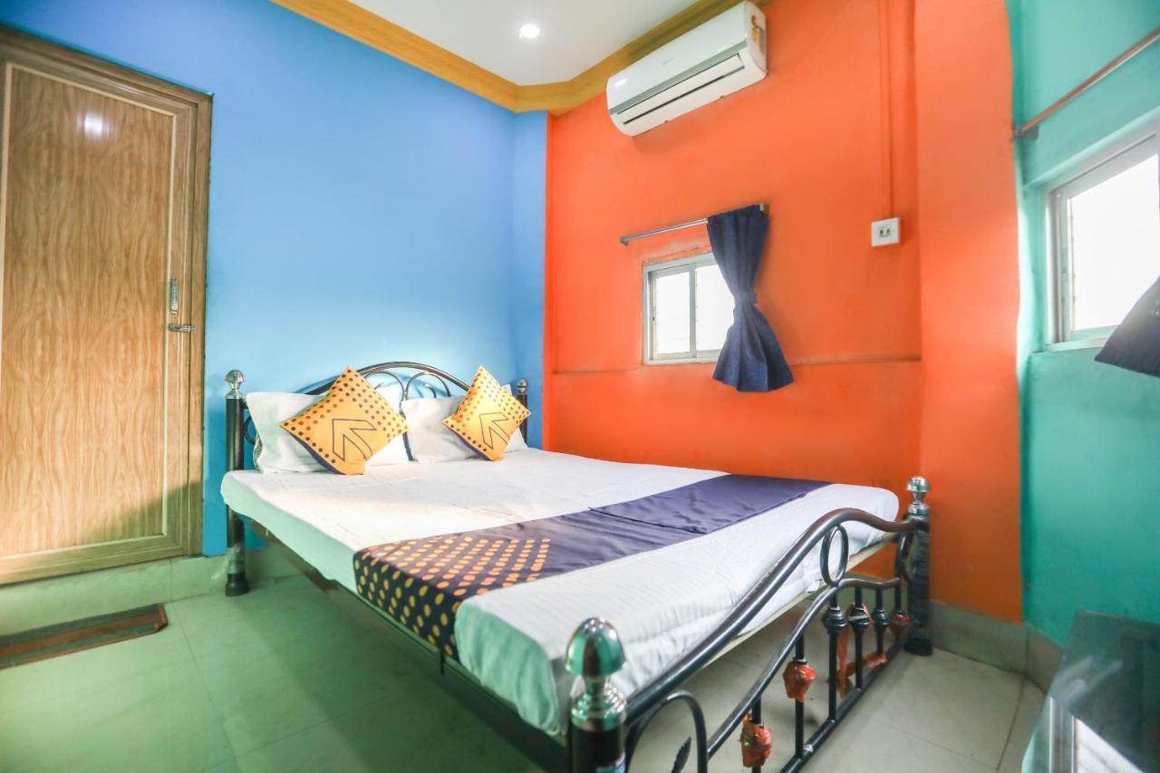 Spot On 69078 New Maa Tara Guest House Kolkata Exterior photo